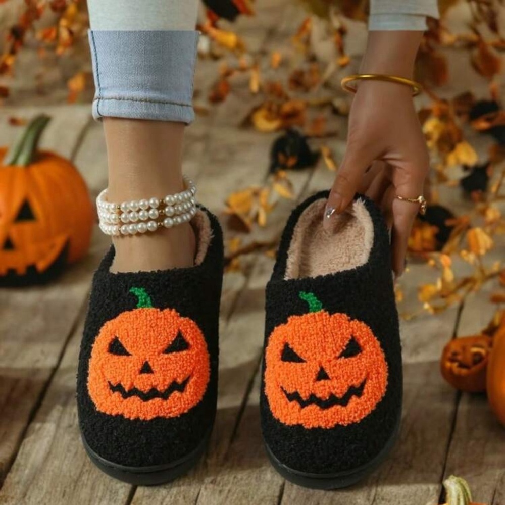 New Halloween Pumpkin Slippers size S 5.5-6.5 (36-37)